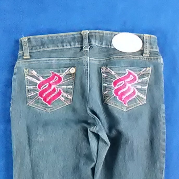 ⏳ Rocawear jeans size 7. - Picture 3 of 7